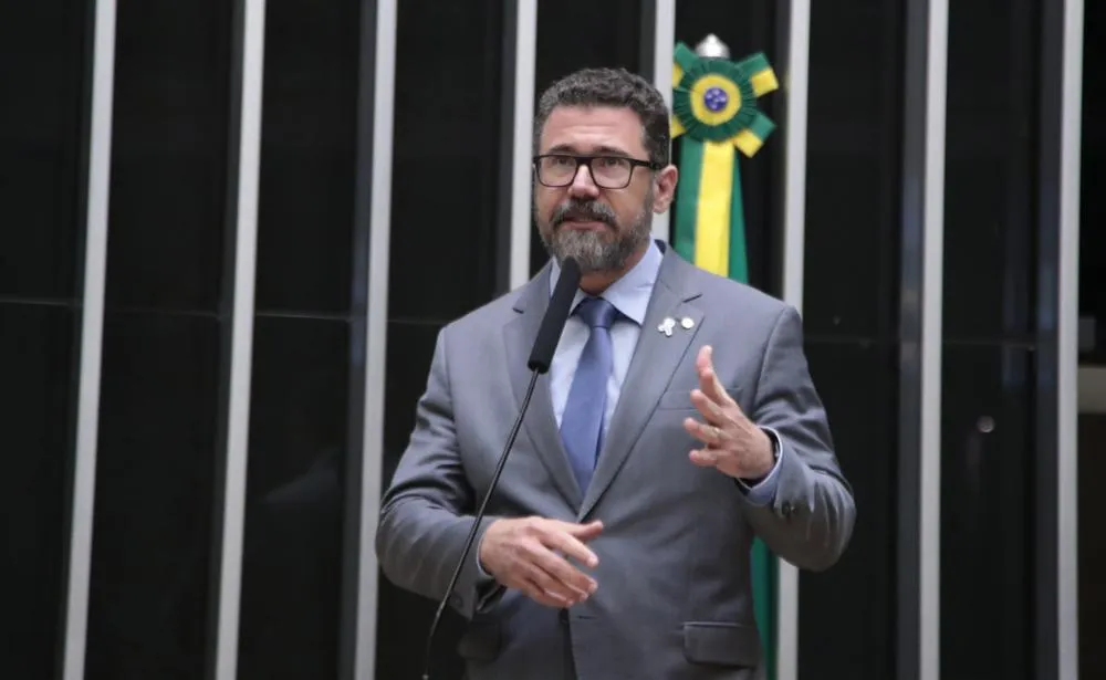 Comissão de Segurança aprova projeto de Pollon que suspende restrições a uso de armas e equipamentos por Forças de Segurança