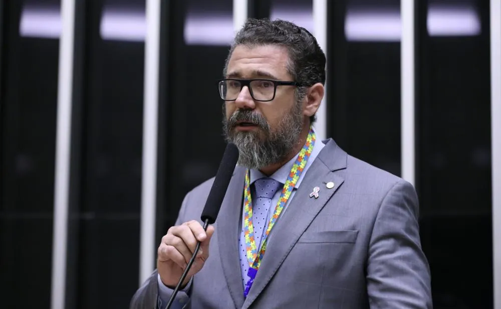 Deputado Marcos Pollon (PL-MS) solicita fim de sirenes em escolas do Mato Grosso do Sul para proteger alunos autistas