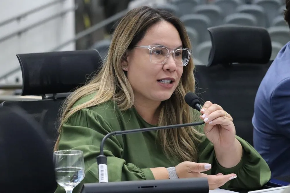 Projeto da vereadora Ana Portela garante fisioterapia de reabilitação para mulheres mastectomizadas