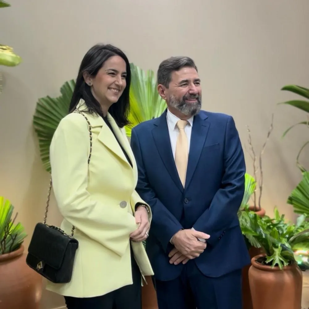 Vice-prefeita de Dourados Gianni Nogueira prestigia posse da nova diretoria da ACED