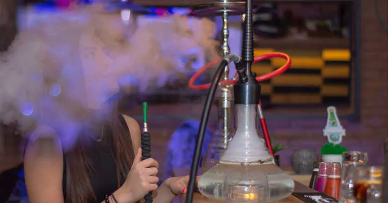 Jovem é agredida e esganada pelo namorado durante briga por narguilé em Três Lagoas