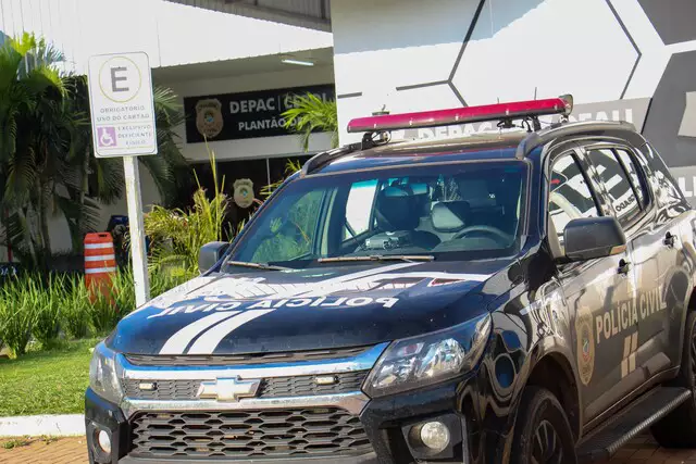 Homem passa mal e morre depois de engolir 100 caroços de seriguela 