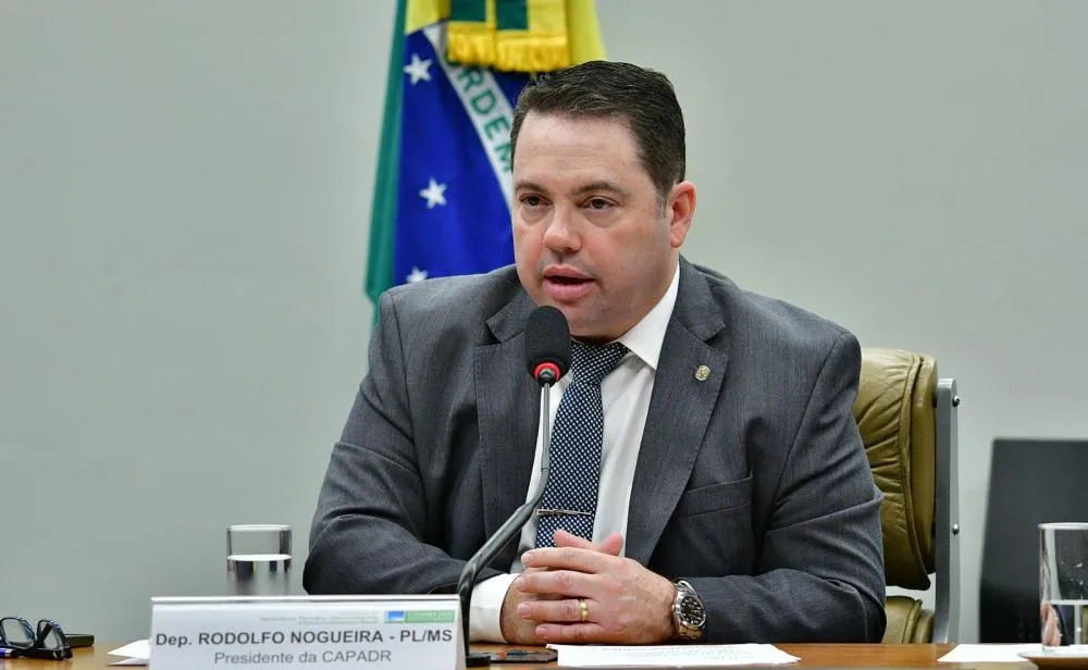 Chapéu ou capacete: Rodolfo Nogueira apresenta PDL para acabar com indústria da multa no campo