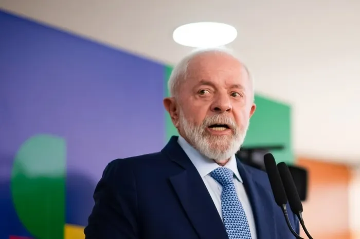 Confuso? Lula diz que inflação está controlada, mas em seguida afirma que governo trabalhará para controlá-la