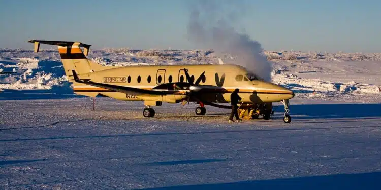 Avião de pequeno porte com 10 pessoas a bordo desaparece no Alasca