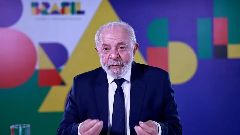 A LUXUOSA GRAVATA DE LULA ENTRA EM CONTRASTE COM A REALIDADE ECONÔMICA BRASILEIRA