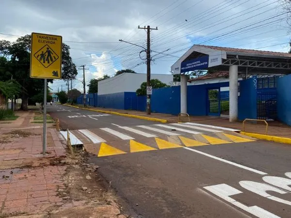 Comunidade agradece presidente Papy por mudança no trânsito para segurança dos alunos