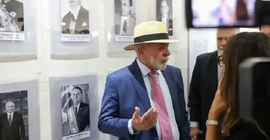 O POVO ESTÁ ACORDADO! LULA SE DEPARA COM EVENTO VAZIO, IRRITADO CANCELA AGENDA SEGUINTE.