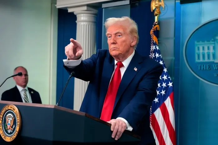 Trump assina decreto que impõe tarifa recíproca a países que taxam EUA