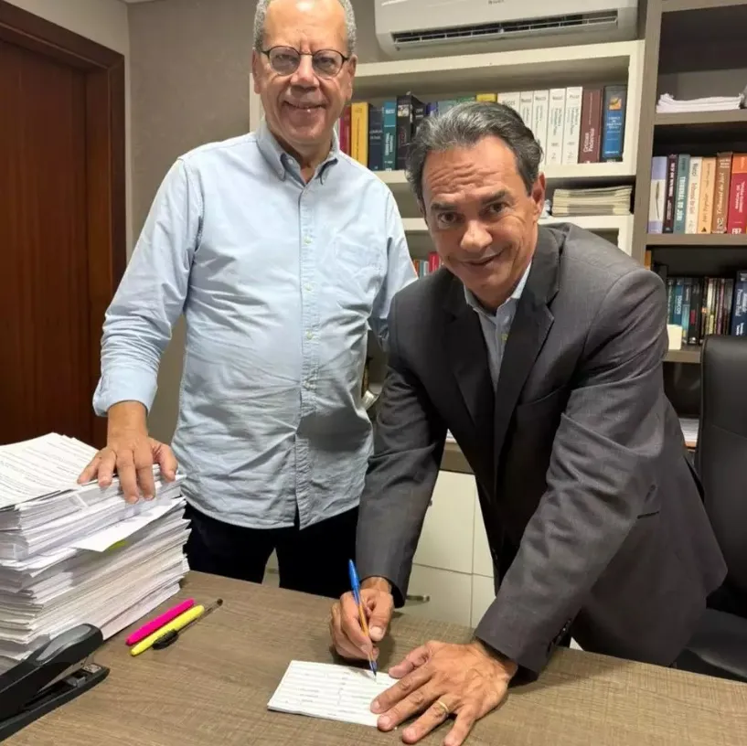 Marquinhos Trad troca PDT pelo PV e mira vaga na Câmara Federal em 2026