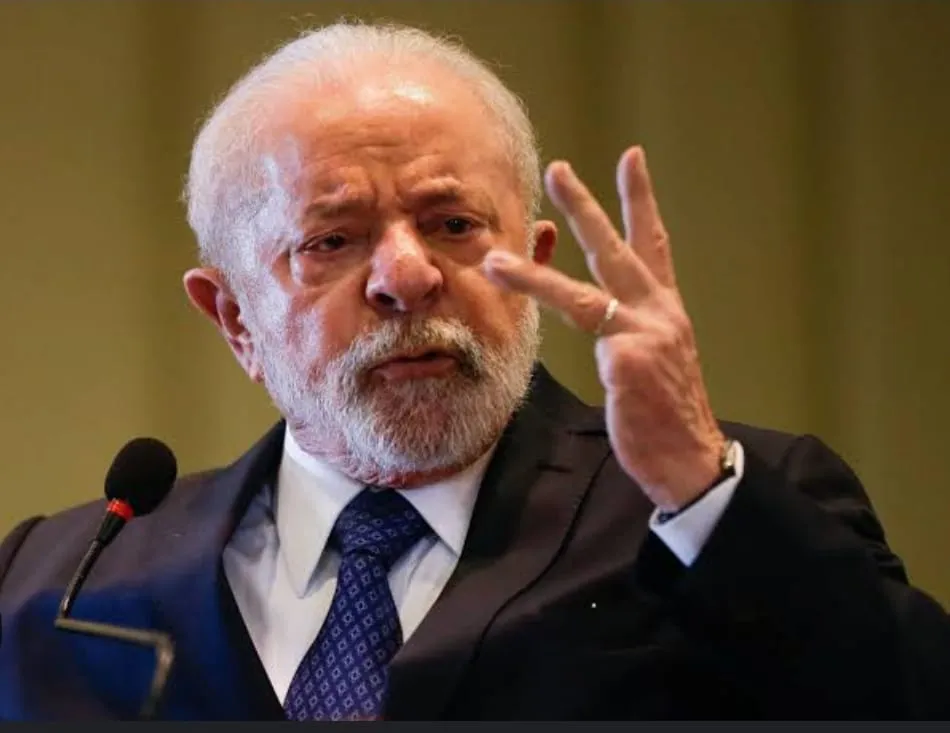 EM NOVA PESQUISA DO DATAFOLHA, DESAPROVAÇÃO AO GOVERNO LULA CHEGA A 41%, A MAIOR DE SEUS TRÊS MANDATOS