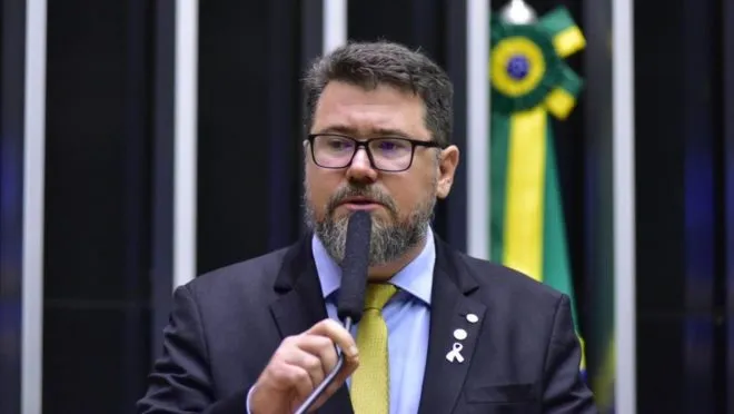 Pollon faz apelo para governador de MS para imposto sobre manejadores