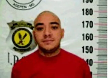 FORAGIDO É CAPTURADO ESCONDIDO EM BANANEIRA NO SANTA EMÍLIA