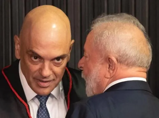 TRUMP AGUARDA POSIÇÃO DE LULA SOBRE MORAES PARA DEFINIR OFENSIVA