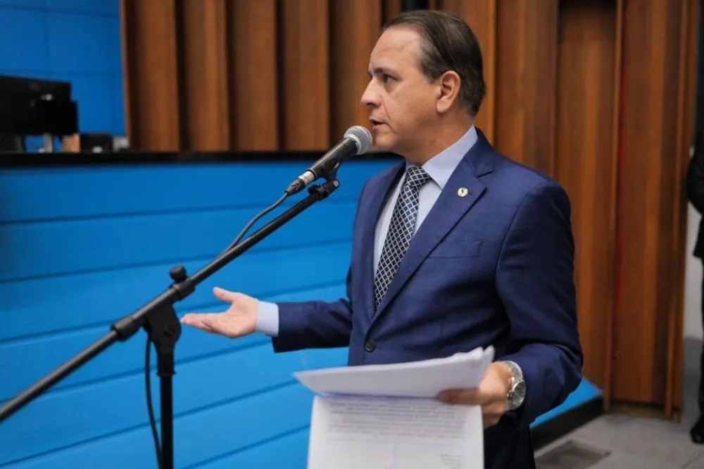 “SE FAZEM O TRABALHO, DEVEM RECEBER”: CORONEL DAVID COBRA PAGAMENTO A POLICIAIS POR INTIMAÇÕES DE AGRESSORES