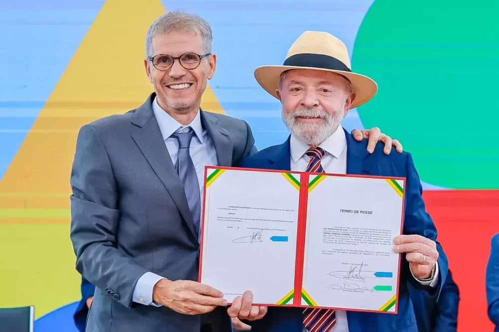 GASTOS DO GOVERNO LULA EM PUBLICIDADE DISPARAM EM 2025 SOB COMANDO DE SIDÔNIO PALMEIRA