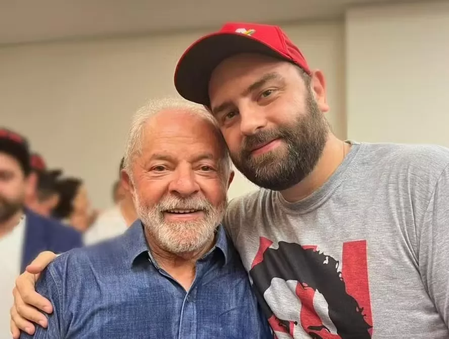 FILHO DE LULA COM MARISA FICA IRRITADO APÓS PAI DIZER QUE MADRASTA JANJA “NÃO É DONA DE CASA”