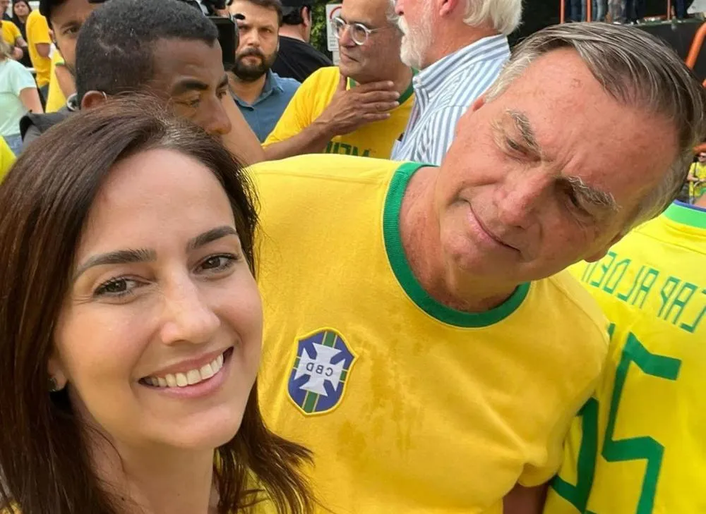 BOLSONARO ANTECIPA SEUS FAVORITOS PARA O SENADO, GIANNI NOGUEIRA É A ESCOLHIDA EM MS 