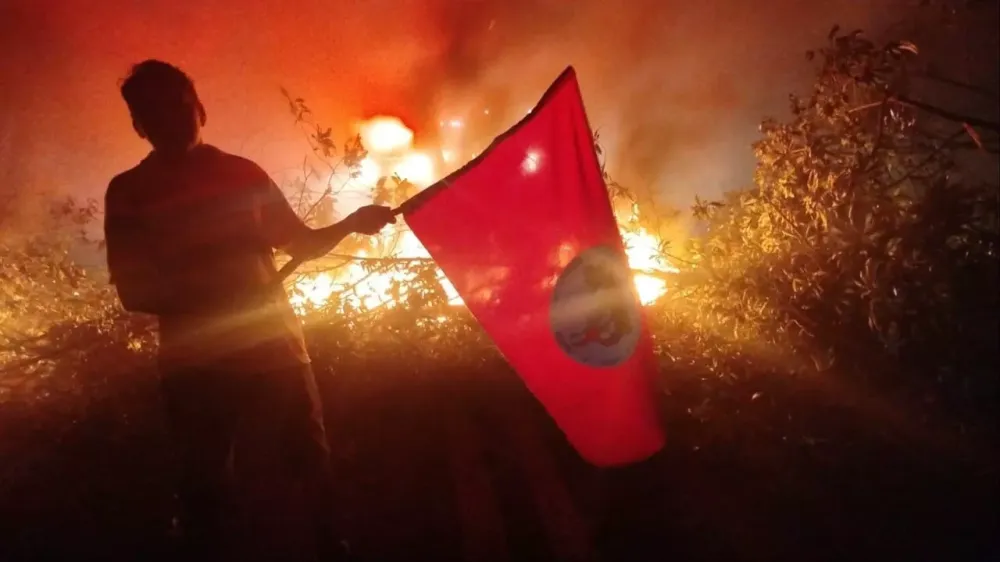 RODOVIAS DE MS SÃO LIBERADAS APÓS CERCA DE 12 HORAS DE INTERDIÇÃO PELO MST