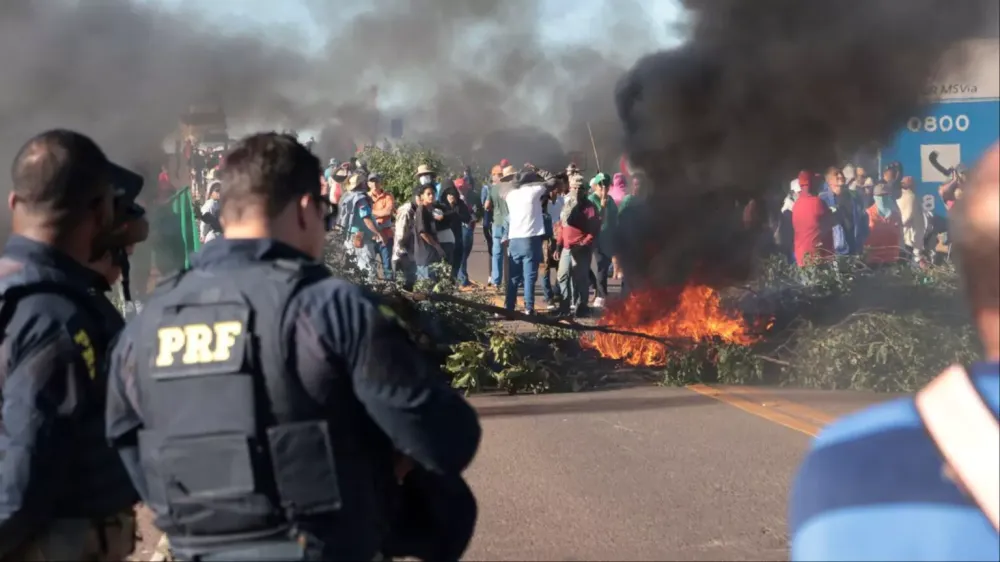 ROTAS ALTERNATIVAS PARA EVITAR BLOQUEIO DO MST NA BR-163 DE CAMPO GRANDE