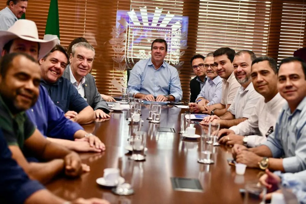 PAULO CORRÊA ACOMPANHA COM RIEDEL E LIDERANÇAS NOVOS INVESTIMENTOS DO MS ATIVO