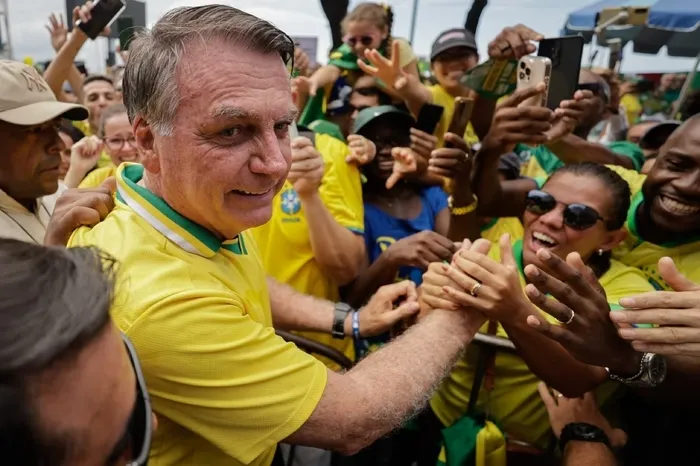 BOLSONARO CONFIRMA PARTICIPAÇÃO EM MANIFESTAÇÃO PELA ANISTIA EM BRASÍLIA